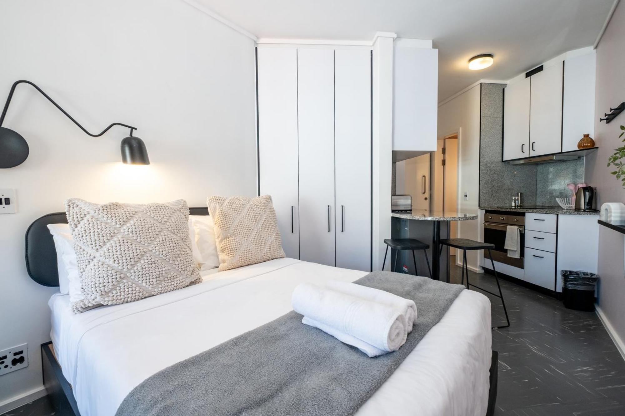 Appartement Flamingo 806 - Floor Sea Point Mountain Facing With Daily Housekeeping